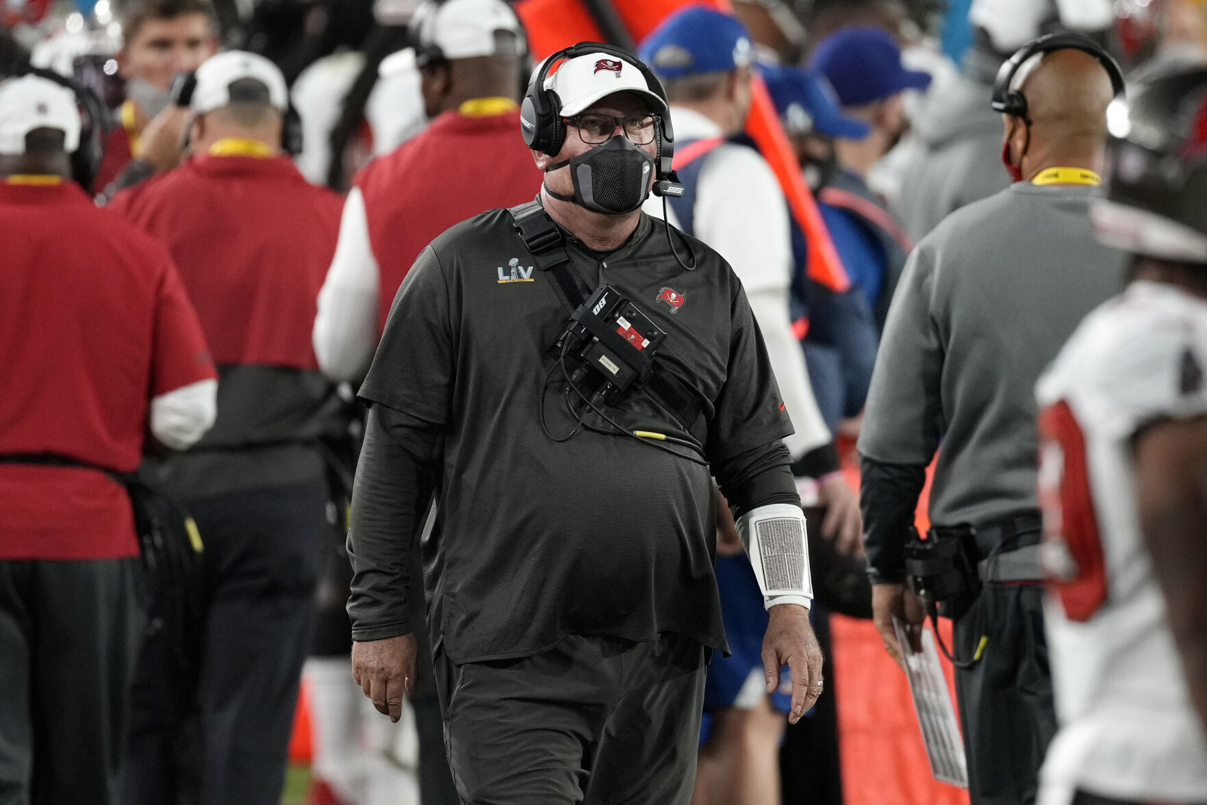 Chiefs Buccaneers Super Bowl Football